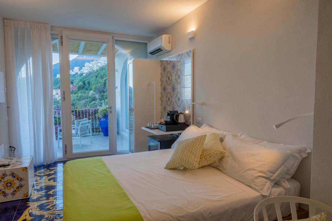 Decori Suites Amalfi Coast - Free Parking Vietri Exterior foto